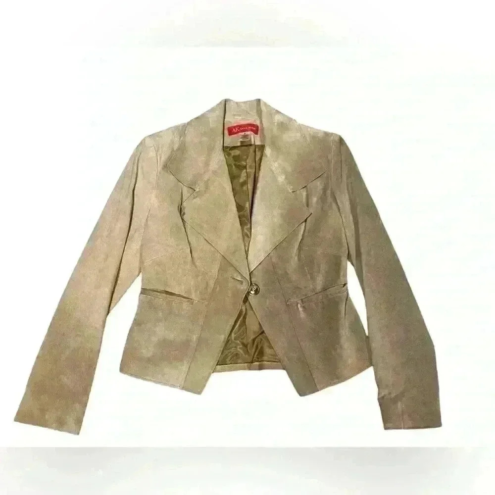 Anne Klein 100% Leather cream/tan blazer with button size small